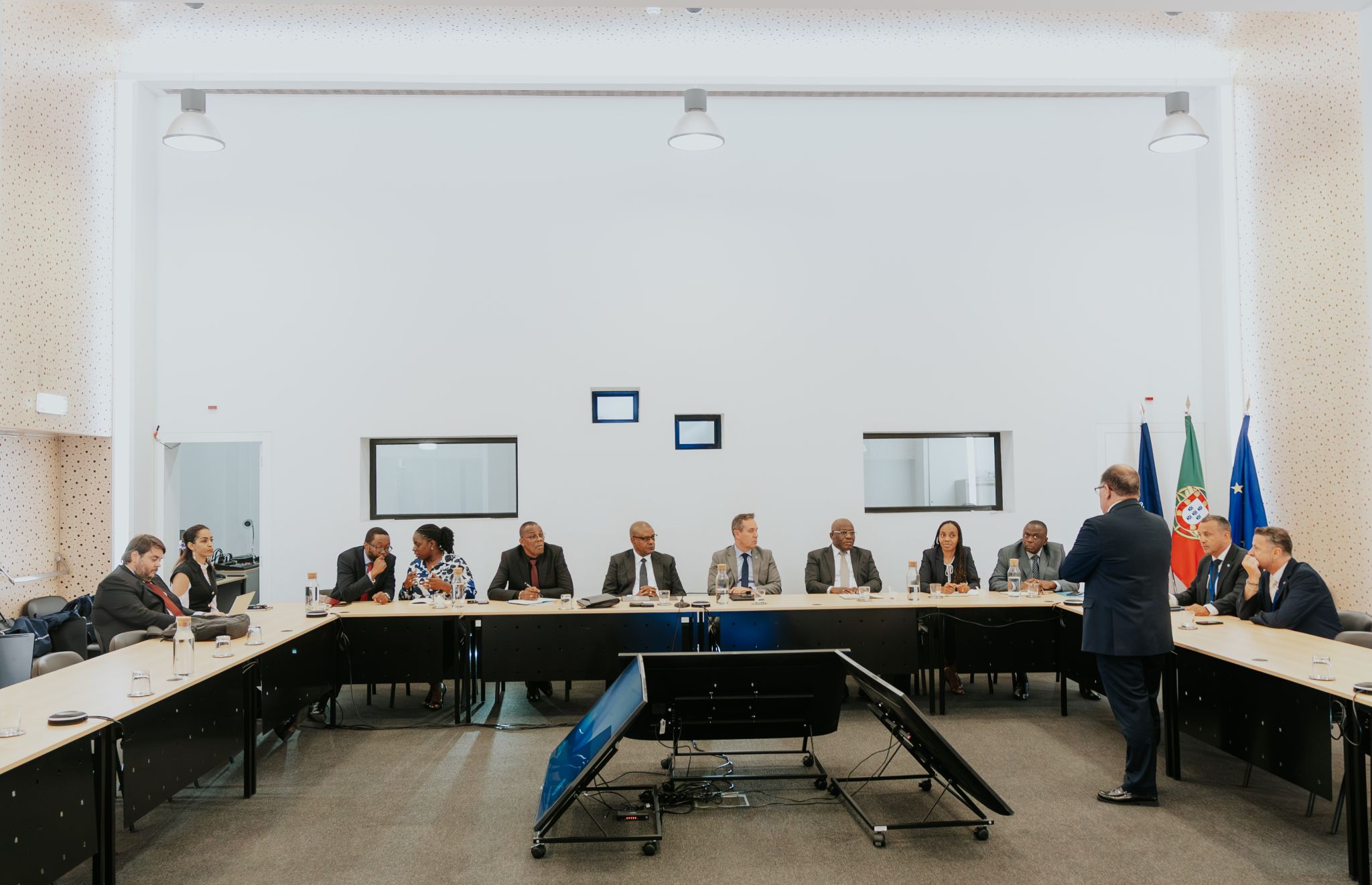 Cooperação internacional em matéria de segurança