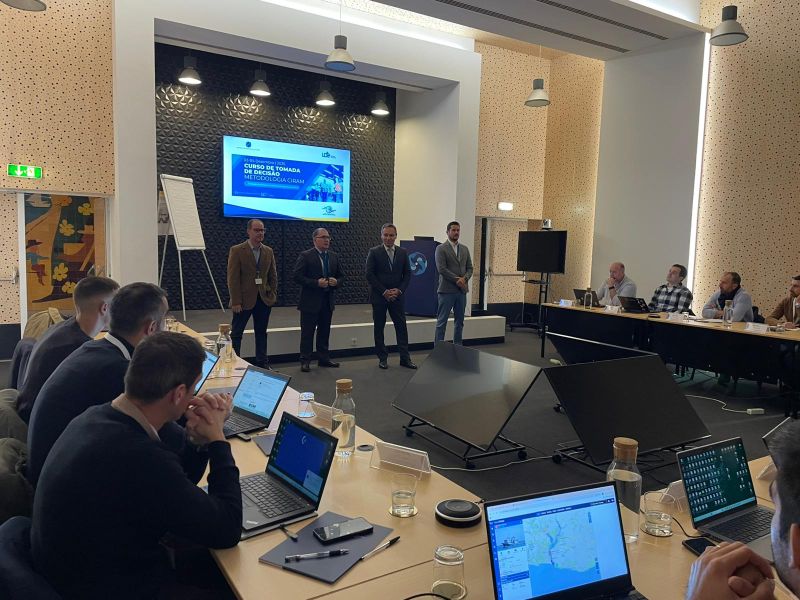 Curso de Tomada de Decisão na Metodologia Common Integrated Risk Analysis Model (CIRAM)