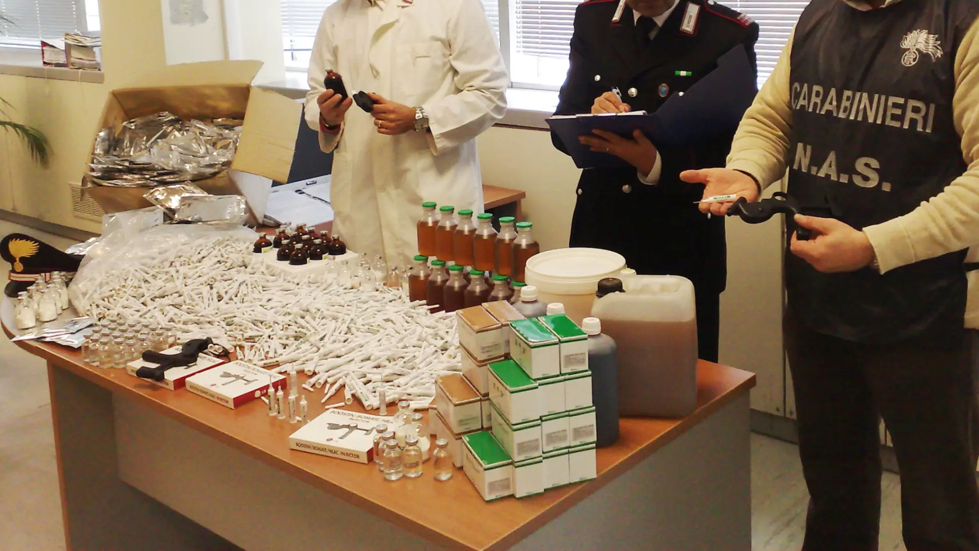 Europol contra o crime farmacêutico, apreende cerca de 33 Milhões de euros de medicamentos falsificados